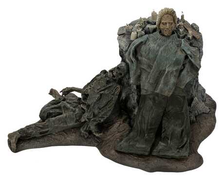 Friday the 13th: The Game Pamela Shrine Diorama NECA