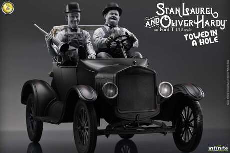 Laurel & hardy towed in a hole ford t 1/12 scale Infinite Statue