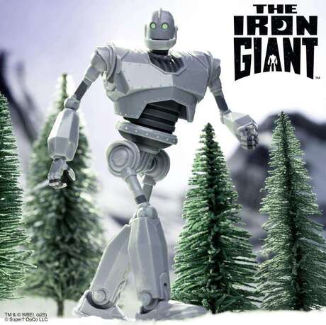 The Iron Giant Deluxe action figure SUPER 7