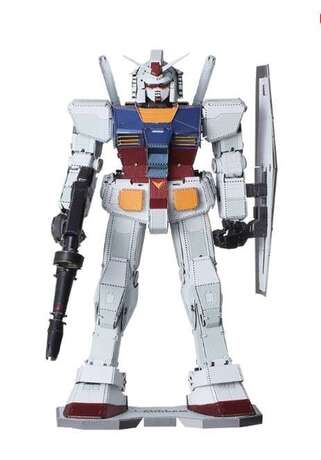 Mobile Suit Gundam Model Kit Metallic Nano Puzzle RX-78-2 PLEX