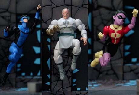 Invincible With Kid Omni Man & Conquest Limited Action Figure Set JADA