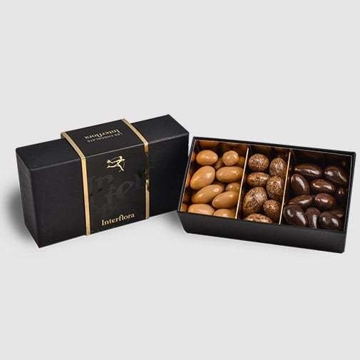 Boite de Trio d'Amandes au Chocolat Interflora