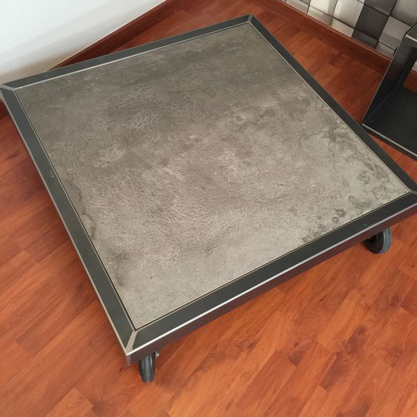 Table Basse Ceramique Design Sur Roulettes Table Basse Metal