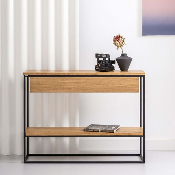 Décor Therapy Table console en bois à trois tiroirs du milieu du siècle Décor Therapy Table console en bois à trois tiroirs du milieu du siècle