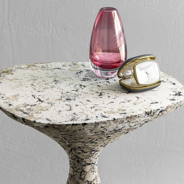 Table D'appoint Guéridon Design Ovale 'DRINK' Tablette Et Pied Central En Metal Blanc 42 X 31 Cm Table D'appoint Guéridon Design Ovale 'DRINK' Tablette Et Pied Central En Metal Blanc 42 X 31 Cm