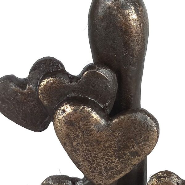 Amour sculpture