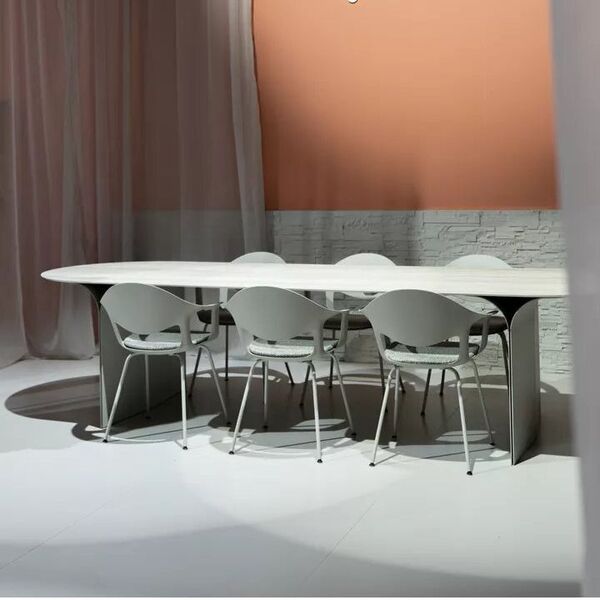 Table à manger céramique et métal