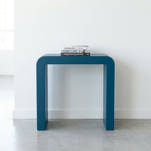 Console originale en métal