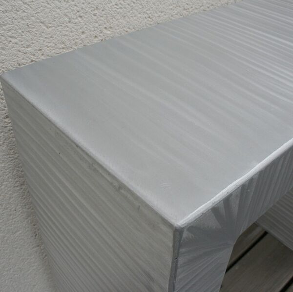 Console design aluminium