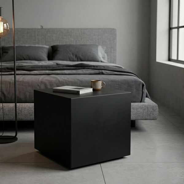 Table de chevet noire