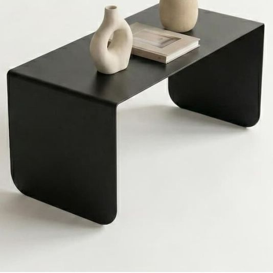 Petite table basse métal