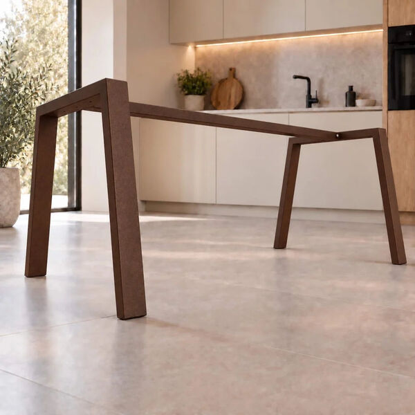Pied de table avec barre de support