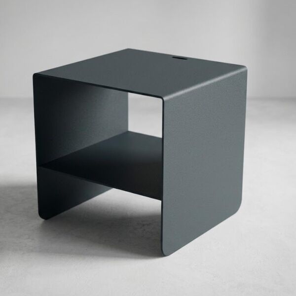Table d'appoint métal carrée