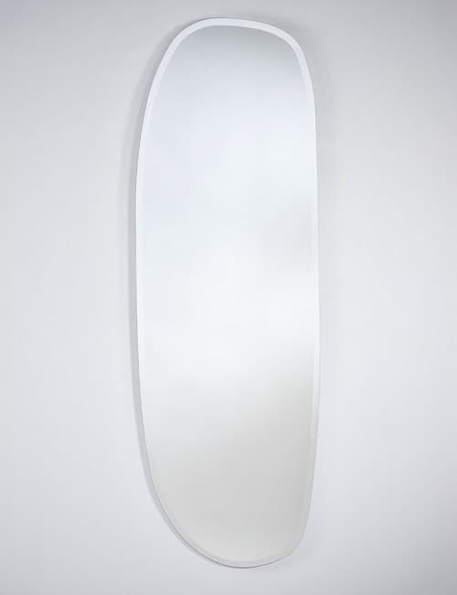 grand miroir irrégulier