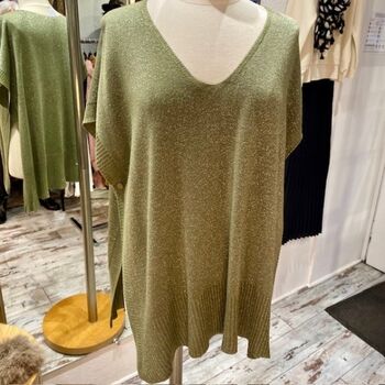 Pull sans manches col en lurex