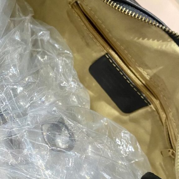 Besace demi-lune cuir noir