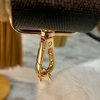 Banane Blanche en Fausse Fourrure