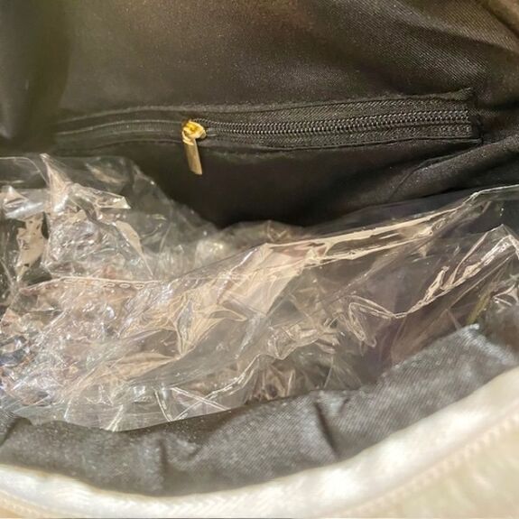 Banane Blanche en Fausse Fourrure