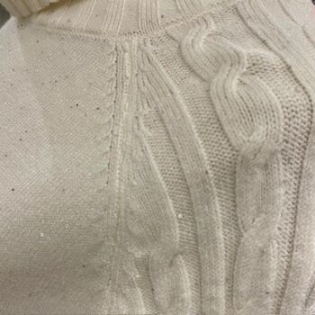 Pull col roulé maille torsadée avec sequins