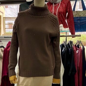 Pull col roulé maille torsadée avec sequins