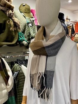 Écharpe multi-carreaux