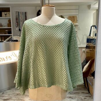 Pull ajouré col bateau