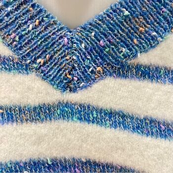 Pull court à rayures