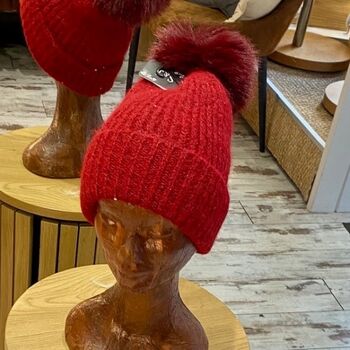 Bonnet 100% Viscose Irisé avec Pompon