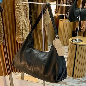 Besace demi-lune cuir noir