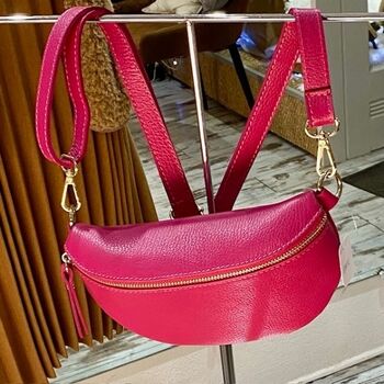Banane en Cuir Fushia