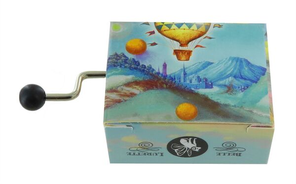 Caja de música de manivela de cartón ilustrado "Belle Lurette" - Referencia de esta caja de música de manivela: M0193.