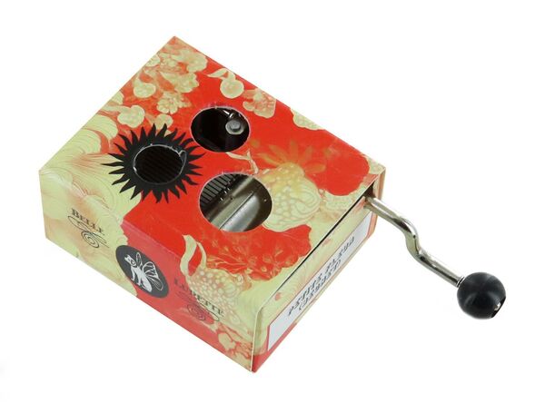 Caja de música de manivela de cartón ilustrado "Belle Lurette" - Referencia de esta caja de música de manivela: M0147.