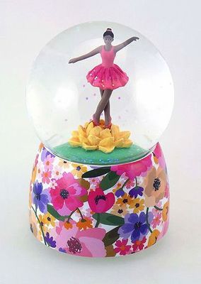 Bola de nieve musical animada con mecanismo musical tradicional de 18 notas - Referencia de esta bola de nieve musical: 80406.