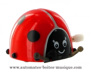 Automate animal marcheur mécanique : automate coccinelle marcheuse mécanique - Référence de l'automate marcheur mécanique : 999