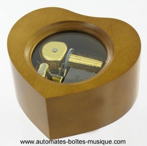 Pirates of the Caribbean music box with traditional 18 note spring musical mechanism - Reference of the "Pirates of the Caribbean 3 - At World's End" music box: PDC-02