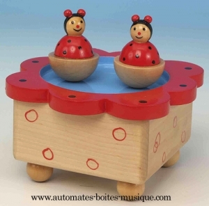 Animated music box : animated music box with ladybugs.