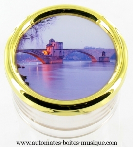 Spieluhr Briefbeschwerer von Lutèce Créations mit einem Foto einer französischen Stadt : Avignon (Brücke).