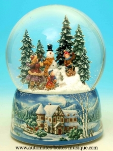 Christmas musical snow globe made of resin with traditional 18 note musical mechanism - Item# for this Christmas musical snow globe : 48039