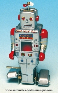 Mechanischer Sammler Roboter aus gefalztem Metall, Blech und Weißblech: Mechanischer Roboter Roboter.