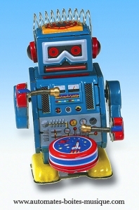 ROBOT MÉCANIQUE EN tole. ROBY ROBOT modèle argenté ht 23 cm. MS 640 ROBOT MÉCANIQUE EN tole. ROBY ROBOT modèle argenté ht 23 cm. MS 640