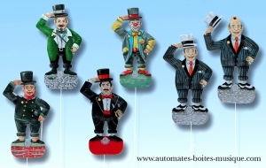 Jouet mécanique en métal, tôle et fer blanc agrafé - Référence de ce jouet mécanique en métal, tôle et fer blanc agrafé: 601415