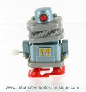 Mechanischer Roboter-Automat : mechanisch laufender, grauer Roboter.