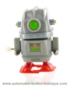 Automaton, mechanical walking robot made of resin with a rewind key - Item# for this mechanical robot : ROBOT-03