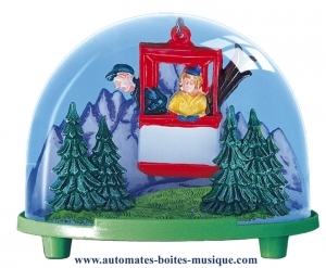 Traditional non-musical snow globe made of plastic without any 18 note musical mechanism - Item # for this non-musical snow globe made in Germany : 3610