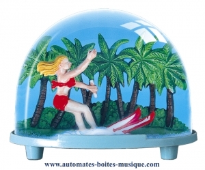 Traditional non-musical snow globe made of plastic without any 18 note musical mechanism - Item # for this non-musical snow globe made in Germany : 3633