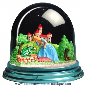 Boule à neige traditionnelle non musicale - Référence de cette boule à neige non musicale fabriquée en Allemagne: 342103