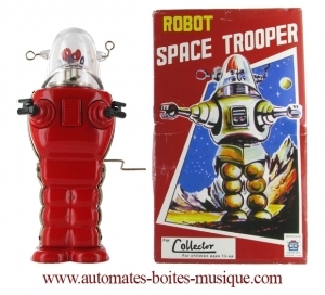 Collectable mechanical toy made of metal, sheet metal and tin : "Robot Robby".