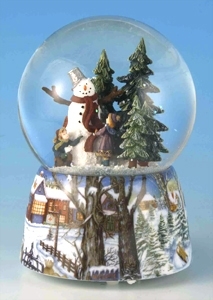 Christmas musical snow globe made of resin with traditional 18 note musical mechanism - Item# for this Christmas musical snow globe : 46069