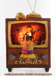 Musical automaton with traditional 18-note musical mechanism - Item # for this musical automaton made of polystone: 14208