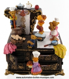 Automate musical avec mécanisme musical traditionnel à ressort de 18 lames - Référence automate musical avec ours: 14297